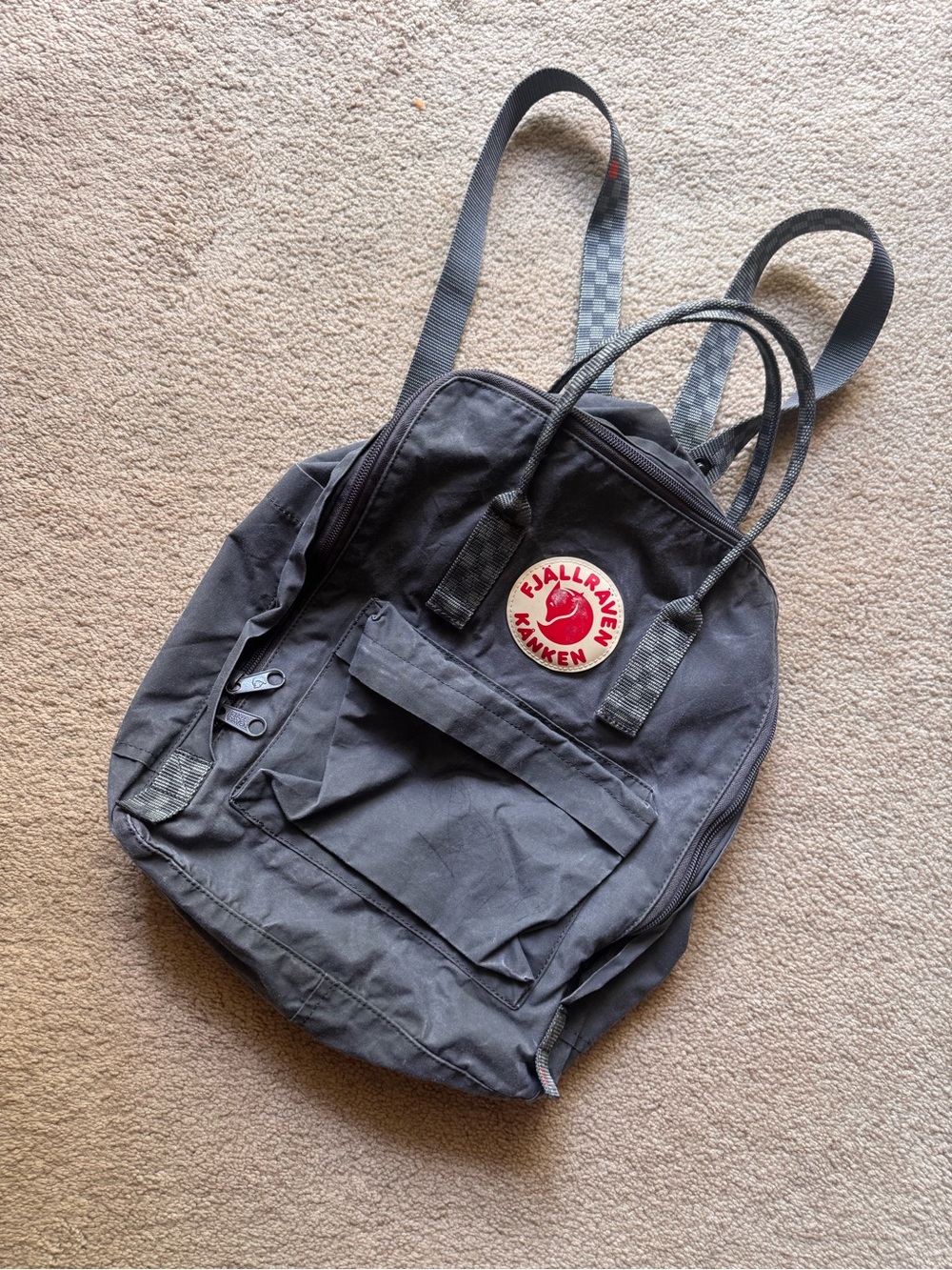 Fjällräven Kånken Classic Backpack Black Charcoal School Travel Bag